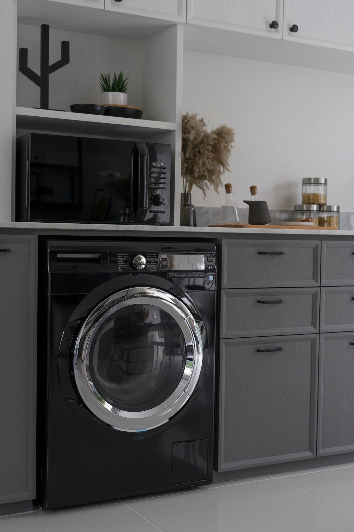 35 Inspiring Laundry Room Color Ideas to Refresh Your Space | Color ...