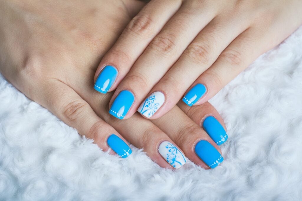 If There's Ever a Nail-Art Hall of Fame, These 20 Blue Nail Designs Belong  in It