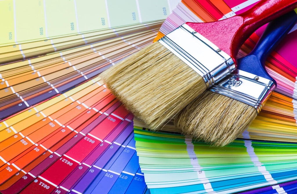 Interior paint colors and brushes