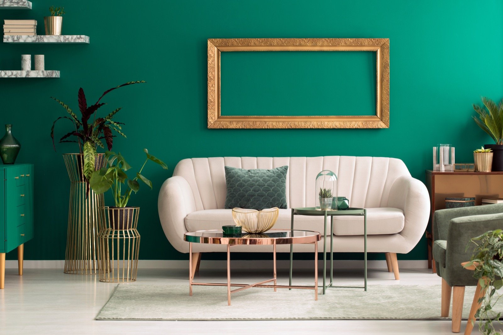 Emerald green sales wall paint