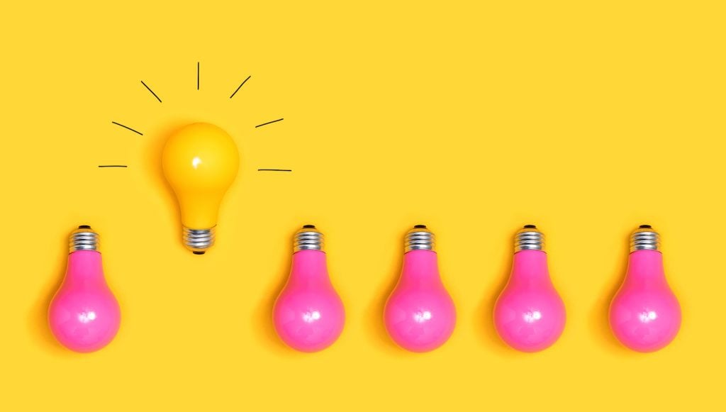 Yellow and pink light bulb pattern